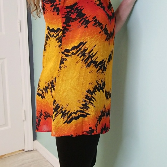 FIRM SALE PRICE Joseph A Asymmetrical Fun Tank - Picture 5 of 8